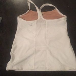 white lululemon tank